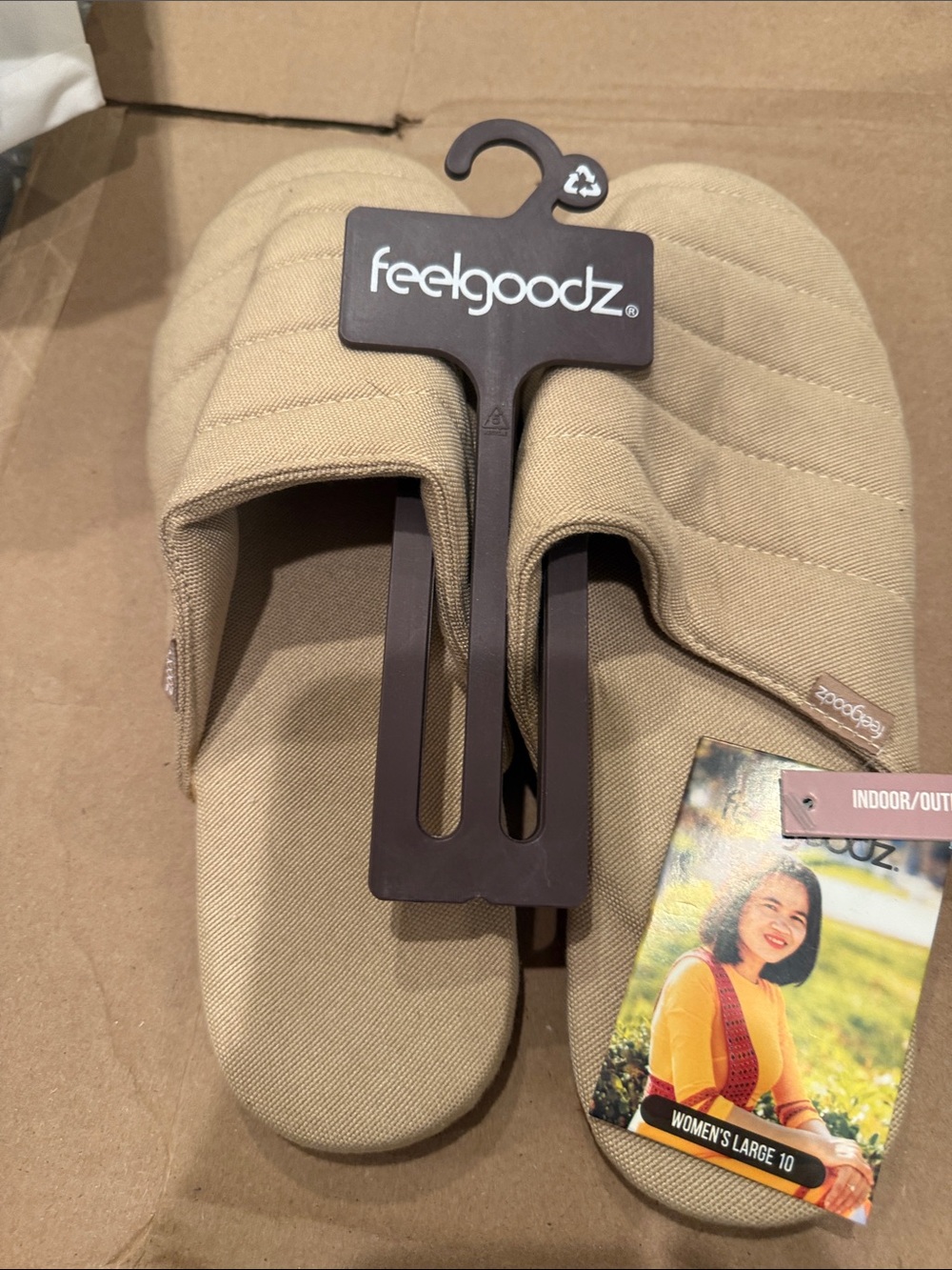 NWT- Feelgoodz Women's Quilted Mule Slide Slippers - Comfort-Size 10